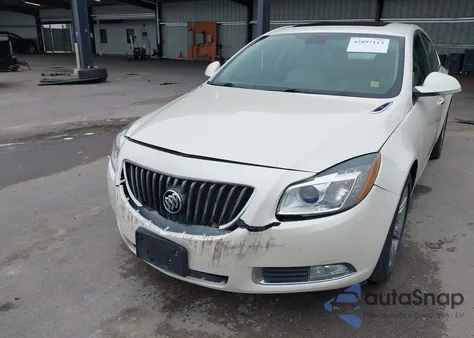 2012 Buick Regal Turbo - Premium 2 из США, поврежденный, VIN 2G4GT5GVXC9213421